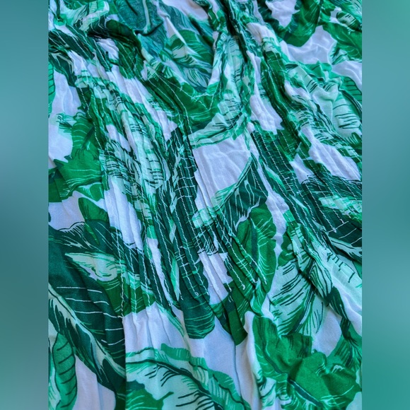 Women’s old Navy S/P tropical green white top - Picture 3 of 5